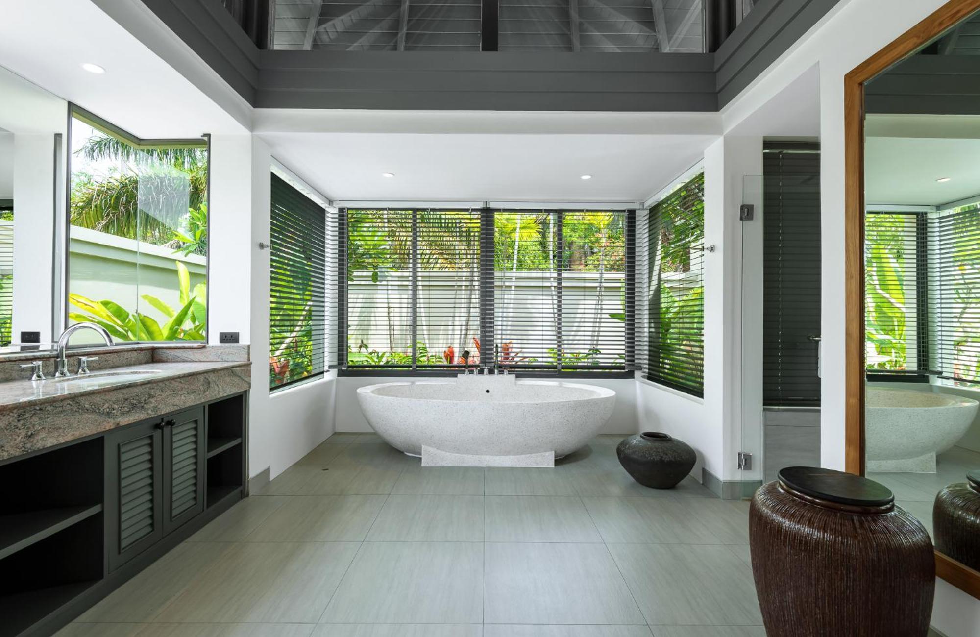 The Pavilions Phuket (Adults Only) Praia de Bang Tao Exterior foto Bathroom